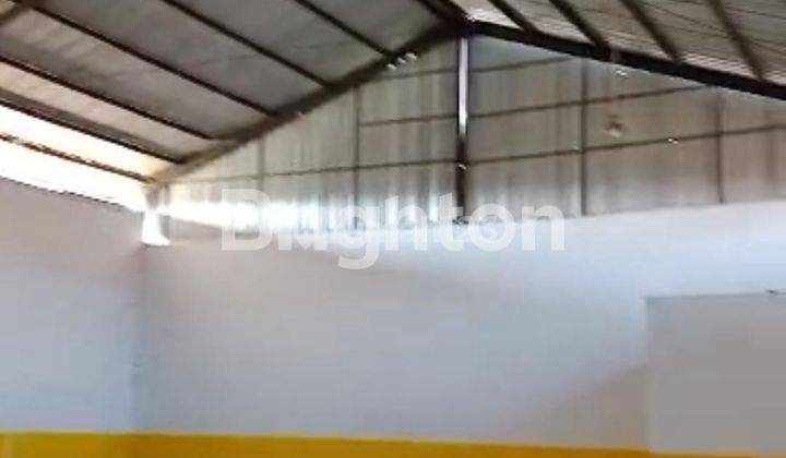 rumah dan gudang di jalan provinsi kuningan jawa barat 1