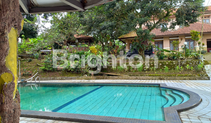 VILLA IN MEKARJAYA BOGOR SPACIOUS AND LUSH VILLA IN MEKARJAYA BOGOR SPACIOUS AND LUSH