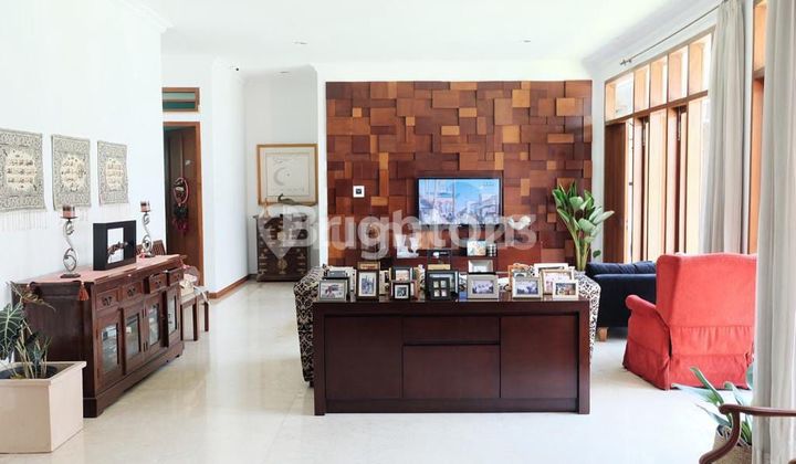 Rumah klasik modern sayap dago tengah kota bandung 2