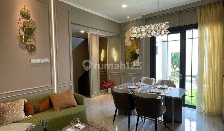 Rumah dengan Taman Dijual di Grand Wisata, Bekasi | Terbaru 2023