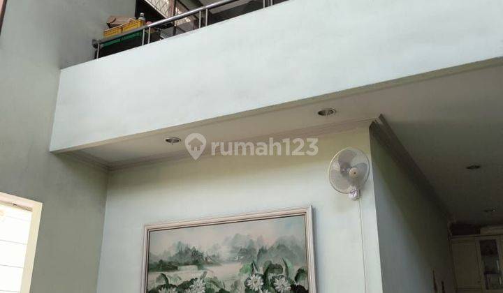 RUMAH SUPER MEWAH DI KAWASAN ELITE JAKARTA BARAT 2