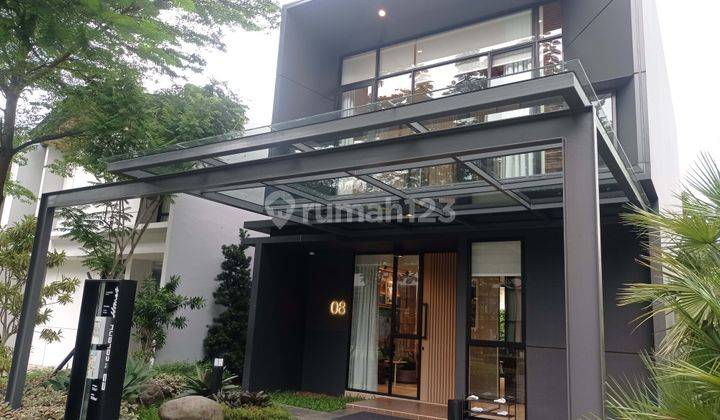 Rumah 2 Lantai Modern Glass House Di Bekasi 1