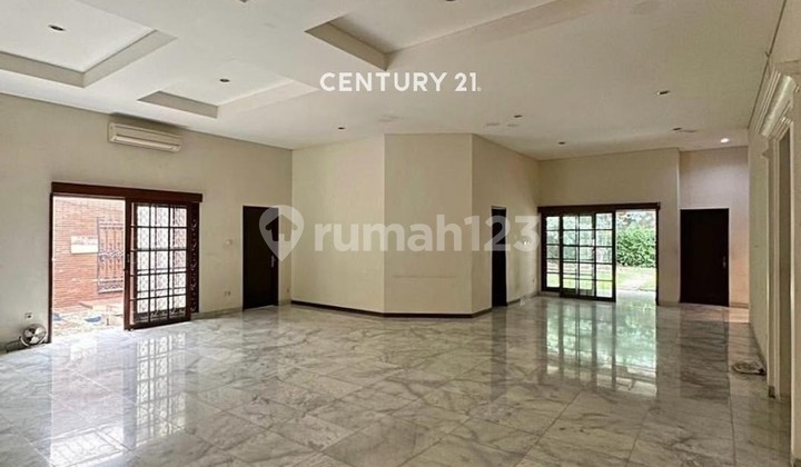 Turun Harga Rumah Dgn Tanah Luas, Strategis di Jakarta Pusat 2