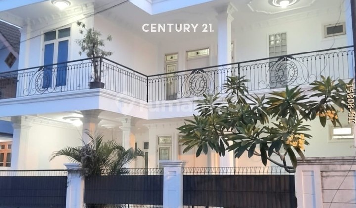 For Sale Semi-Furnished House in Anggrek Loka BSD Tangsel