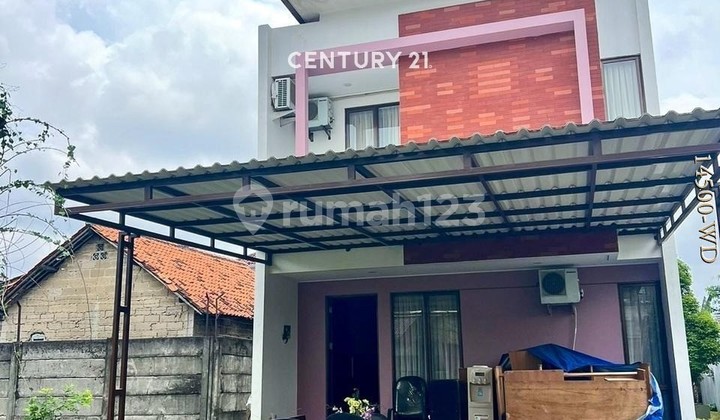 Rumah Halaman Belakang Luas Di Melia Residence Graha Raya