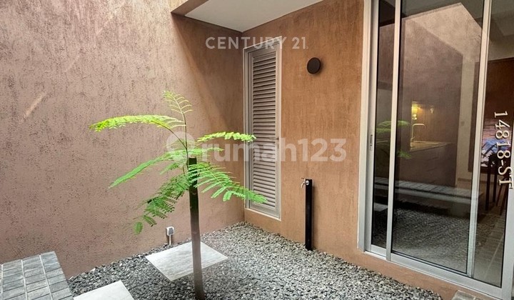 Dijual Rumah 2 Lantai Baru Selesai Renovasi Di Graha Raya Bintaro 2