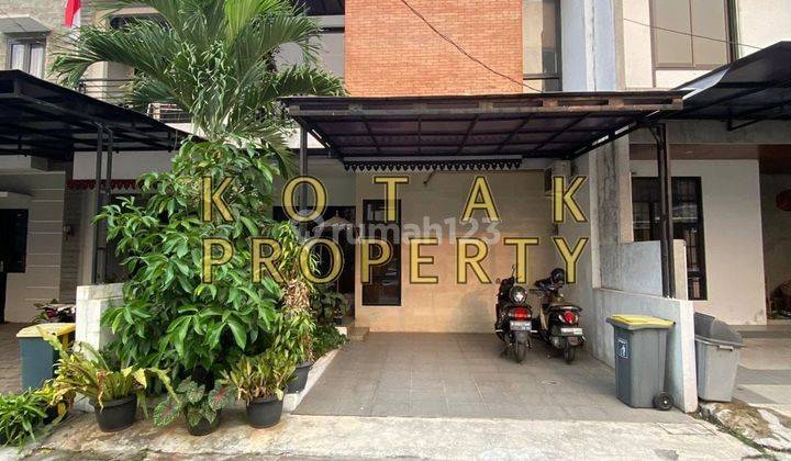 FOR SALE | Rumah di Jagakarsa - Modern 2Lantai Semi Furnished SHM 2