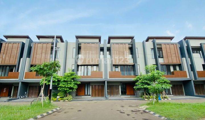 For Sale | Rumah Di Pancoran - Brand New 3 Lantai, Ready 10 Unit! 1