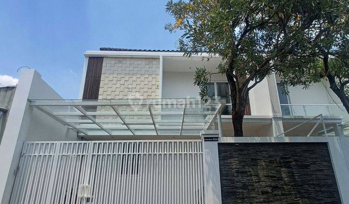 For Rent At Cipete Minimalist Modern House ( Bisa Untuk Kantor) 1