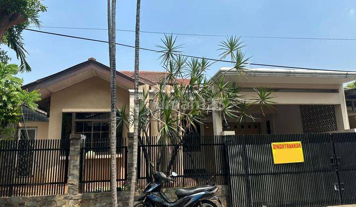 For Rent At Tanjung Barat Modern House Inside Townhouse 1