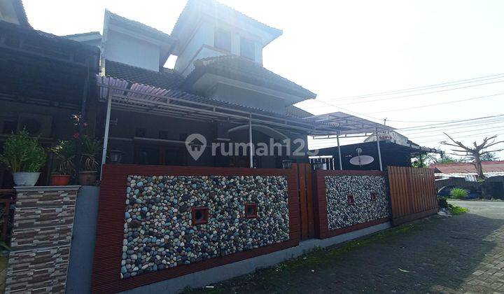 Banting Harga! Dkt Ugm Rumah 2 Lantai Strategis Di Jakal 1