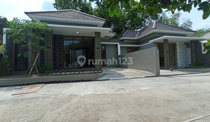 Termurah Rumah Strategis Di Jogja Utara, Desain Modern Keren 1