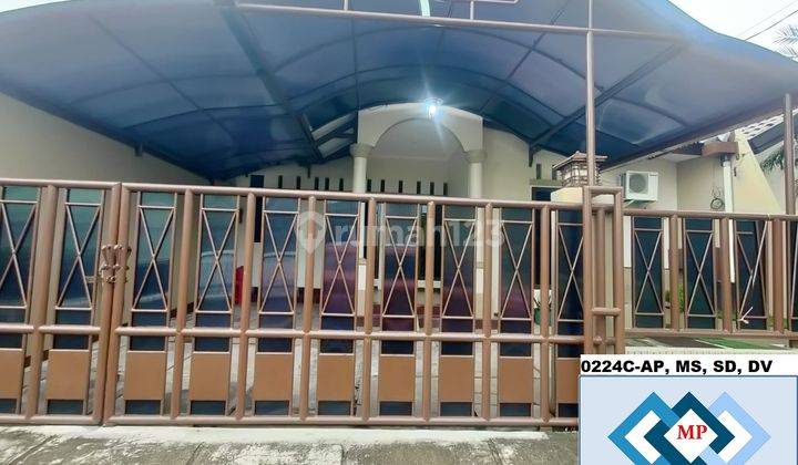 Rumah Siap Huni di Dalam Perumahan Taman Laguna 1