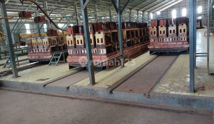 JUAL CEPAT PABRIK KERAMIK BEROPERASI  DI CIREBON AKSES 40 FT 7