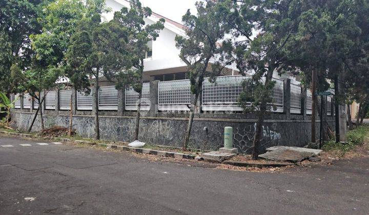 Rumah 2 LantaivNyaman Luas Lokasi Di Cinere Estate Depok  2