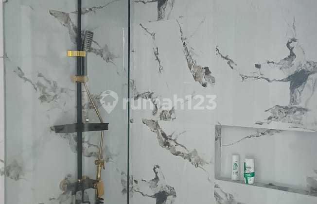 Beautiful Modern Minimalist 2-Story Ready-to-Occupy House in Soekarno Hatta, Bandung Beautiful Modern Minimalist 2-Story Ready-to-Occupy House in Soekarno Hatta, Bandung