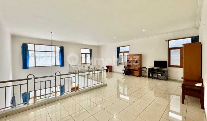 For Sale House in Setra Duta Complex, Pasteur Toll Road, Maranatha, Yogyakarta