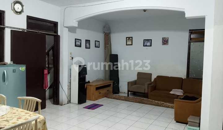 RUMAH MINIMALIS 2 LANTAI LINGKUNGAN NYAMAN SIAP HUNI DI CIBOLERANG INDAH BANDUNG
