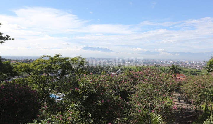 "Disewakan Rumah Dago Pakar Bandung Asri Aman dan Nyaman, Tahura 2