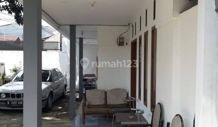 Rumah Hook Klasik Strategis Terawat Siap Huni di Sayap Bkr Bandung 1