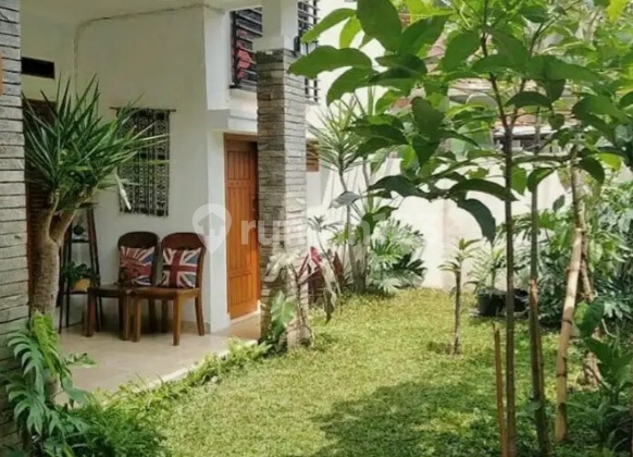 Dijual Rumah Bagus Full Furnish di Setiabudi Bandung