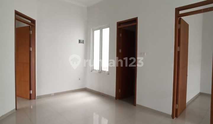 Rumah Minimalist Nyaman Terawat di Mekar Wangi