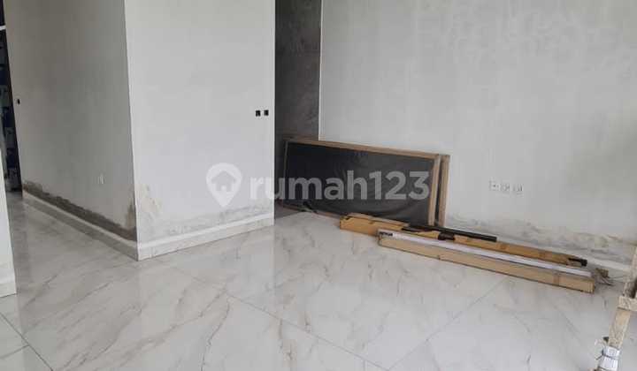 Rumah Bagus Nyaman Terawat di Taman Mekar Utama 