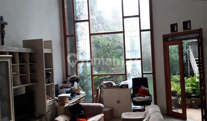 Rumah Lux di Sayap Riau Jl Mangga 1