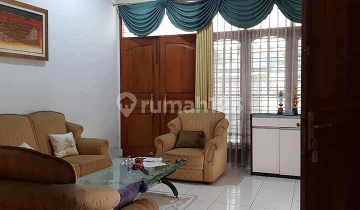 Rumah Kost2an Mainroad di Ciumbuleuit