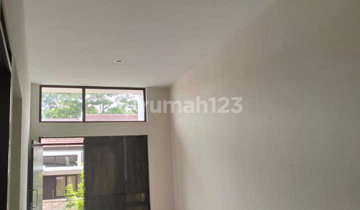 Rumah Terawat Nyaman dan Aman di Kota Baru Parahyangan Tatar Simakirana Rumah Terawat Nyaman dan Aman di Kota Baru Parahyangan Tatar Simakirana