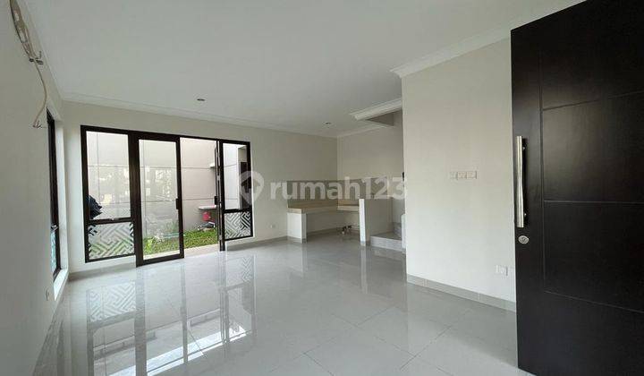 Rumah Bagus Terawat Nyaman Dan Aman di Podomoro Park Bandung 6