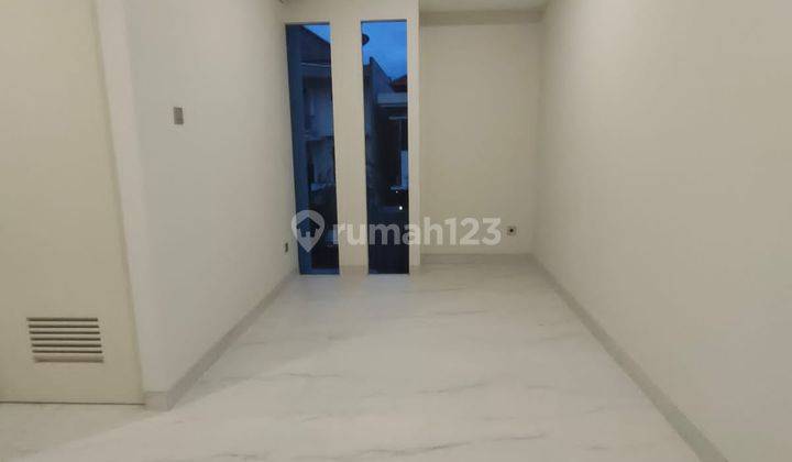 Rumah Baru Hook 2 Lantai Full Furnish di Komplek Taman Anggrek Bandung 4