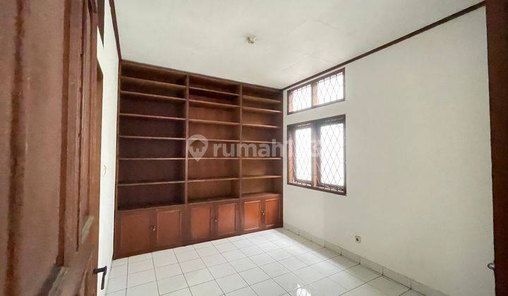 Rumah Furnish Bagus Nyaman Dan Asri di Setraduta Cemara Bandung