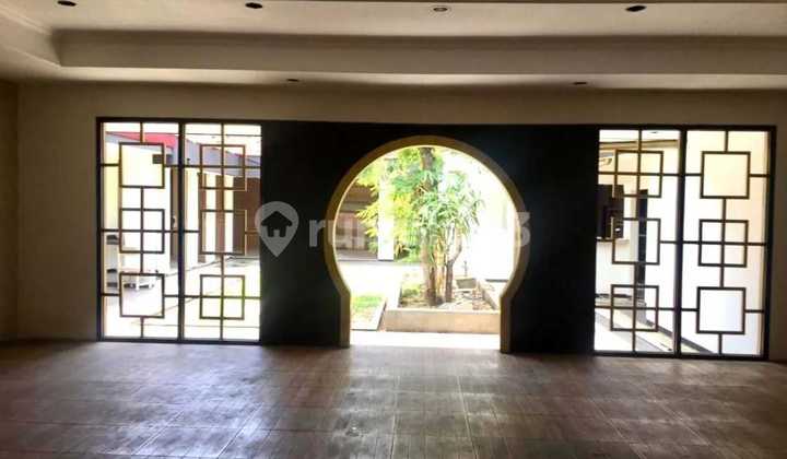 Ruang Usaha Terawat Nyaman dan Asri di Sayap Pasirkaliki