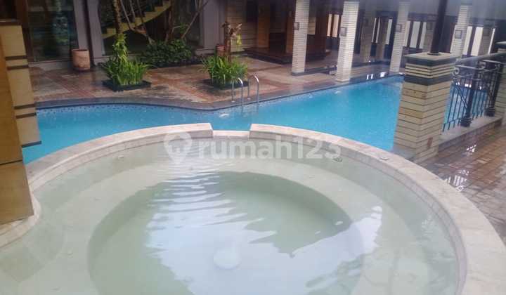 Rumah 2 Lantai Semi Furnish Nyaman di Setra Duta Bandung 2