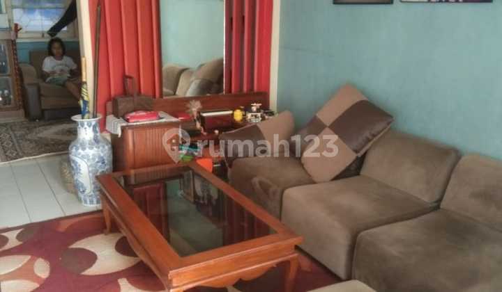 Rumah 2 Lantai Terawat Nyaman dan Aman di Komplek Antapani Rumah 2 Lantai Terawat Nyaman dan Aman di Komplek Antapani
