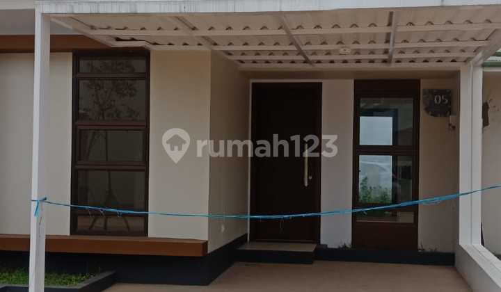 Rumah Minimalis Terawat Nyaman Lokasi Bagus di Podomoro Park Rumah Minimalis Terawat Nyaman Lokasi Bagus di Podomoro Park
