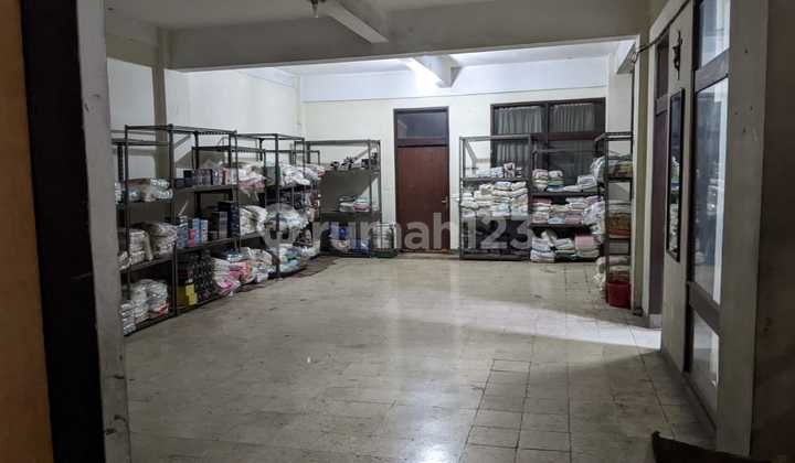 Dijual Ruko 4 Lantai Lokasi Strategis di Jl Cibadak Bandung