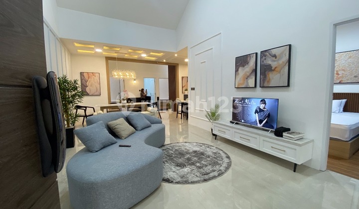 Rumah Lux Full Renovated And Full Furnished American Style di Kota Baru Parahyangan