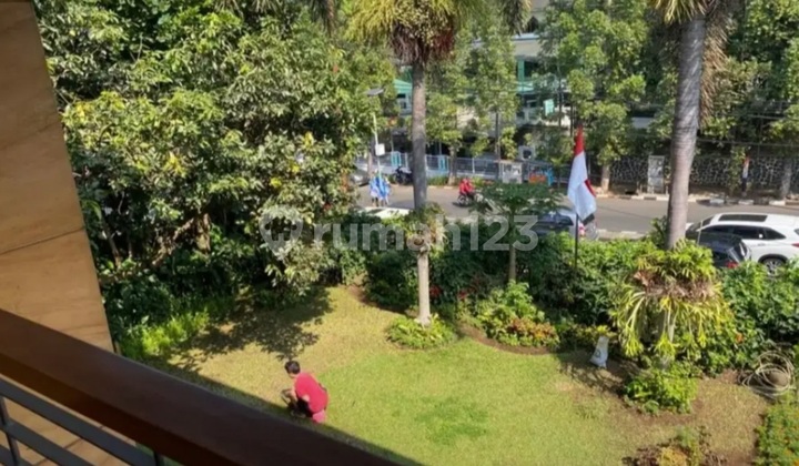 Rumah Mewah Strategis di Mainroad Dago Bandung Utara 2