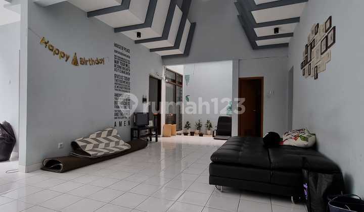Rumah 2 Lantai Siap Huni Nyaman Terawat di Sayap Pasteur