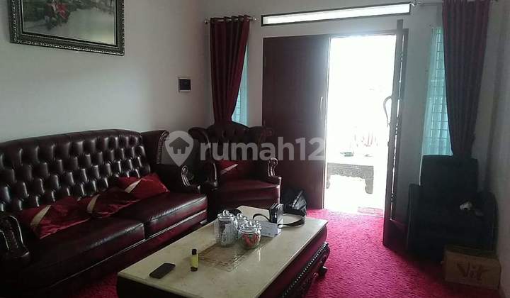 Rumah Hoek Lux Mewah Luas Terawat Nyaman di Turangga Bandung