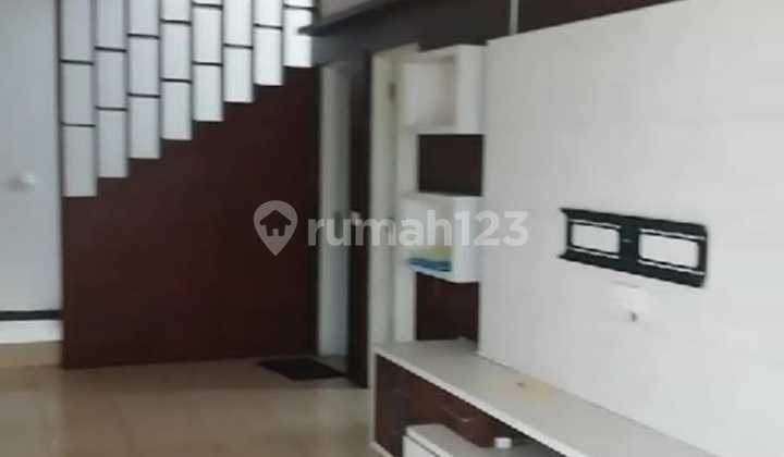 Dijual Rumah Hunian Nyaman 3 Lantai di Candrakirana Kota Baru Parahyangan, Padalarang