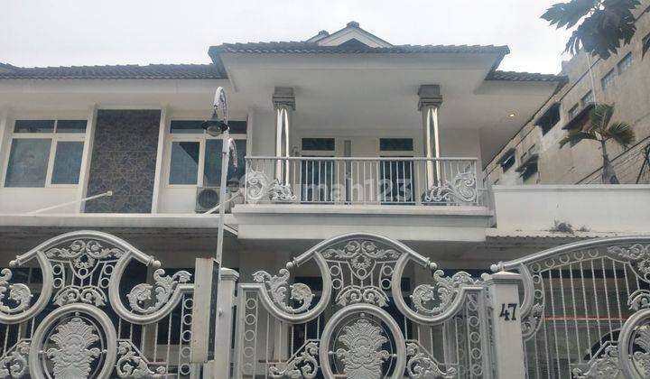 Rumah Klasik 2 Lantai Lingkungan Nyaman Siap Huni Di Kembar Mas Bandung 1