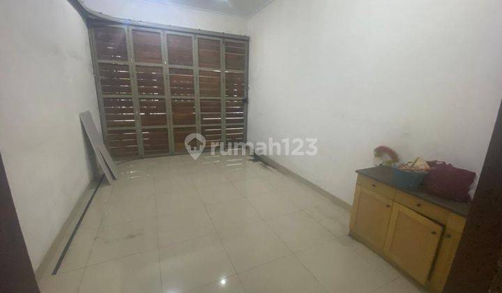 RUMAH NYAMAN MINIMALIS MODERN 2 LANTAI SIAP HUNI DI SINGGASANA PRADANA BANDUNG 2