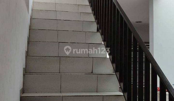 RUMAH STRATEGIS MINIMALIS SIAP HUNI DI SAYAP PASIRKOJA BANDUNG 2