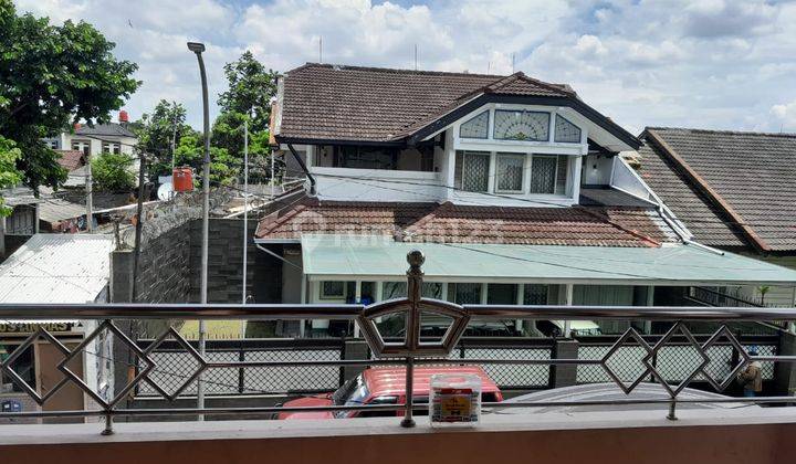 RUMAH BAGUS TERAWAT 2 LANTAI SIAP HUNI DI PASIR SALAM BANDUNG 1