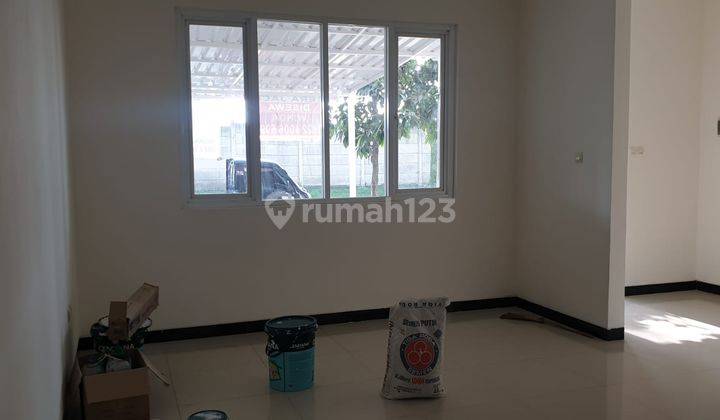 RUMAH MINIMALIS MODERN LINGKUNGAN NYAMAN STRATEGIS SIAP HUNI DI TAMAN KOPO INDAH 5 CLUSTER SOMMERVILLE TKI5 BANDUNG 2