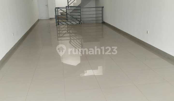 "Dijual Ruko Mainroad Holis, Tol Kopo, Holis Regency, Caringin