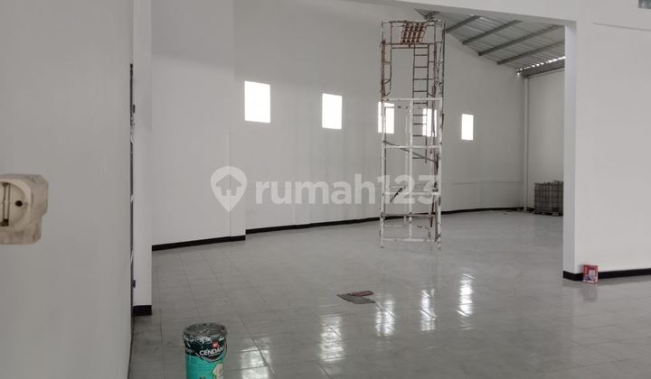 READY-TO-USE, CLEAN, SPACIOUS, STRATEGIC WAREHOUSE IN SOREANG, BANDUNG